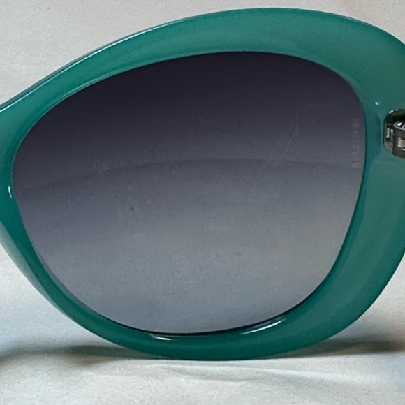 Preloved Authentic Dolce & Gabbana 8083 Turquoise/Gray Gradient Sunglass… - Picture 16 of 17